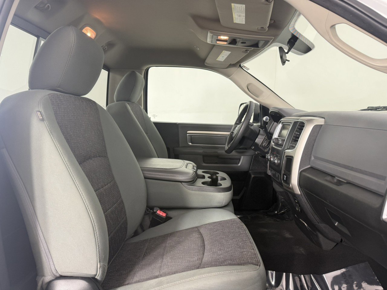 Used 2017 RAM 3500 SLT w/ Popular Equipment Group image 11