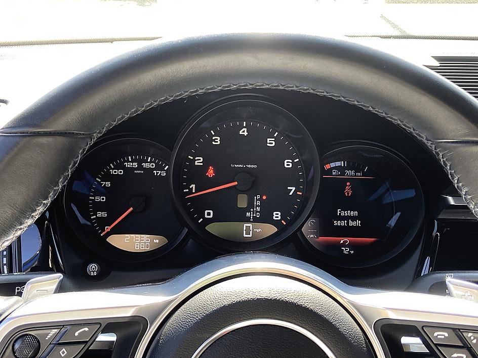 Used 2020 Porsche Macan image 14