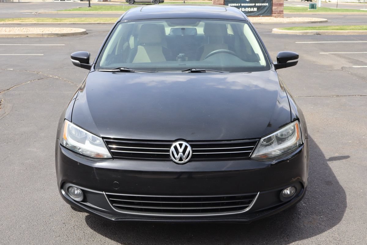 Used 2012 Volkswagen Jetta SEL FWD image 12