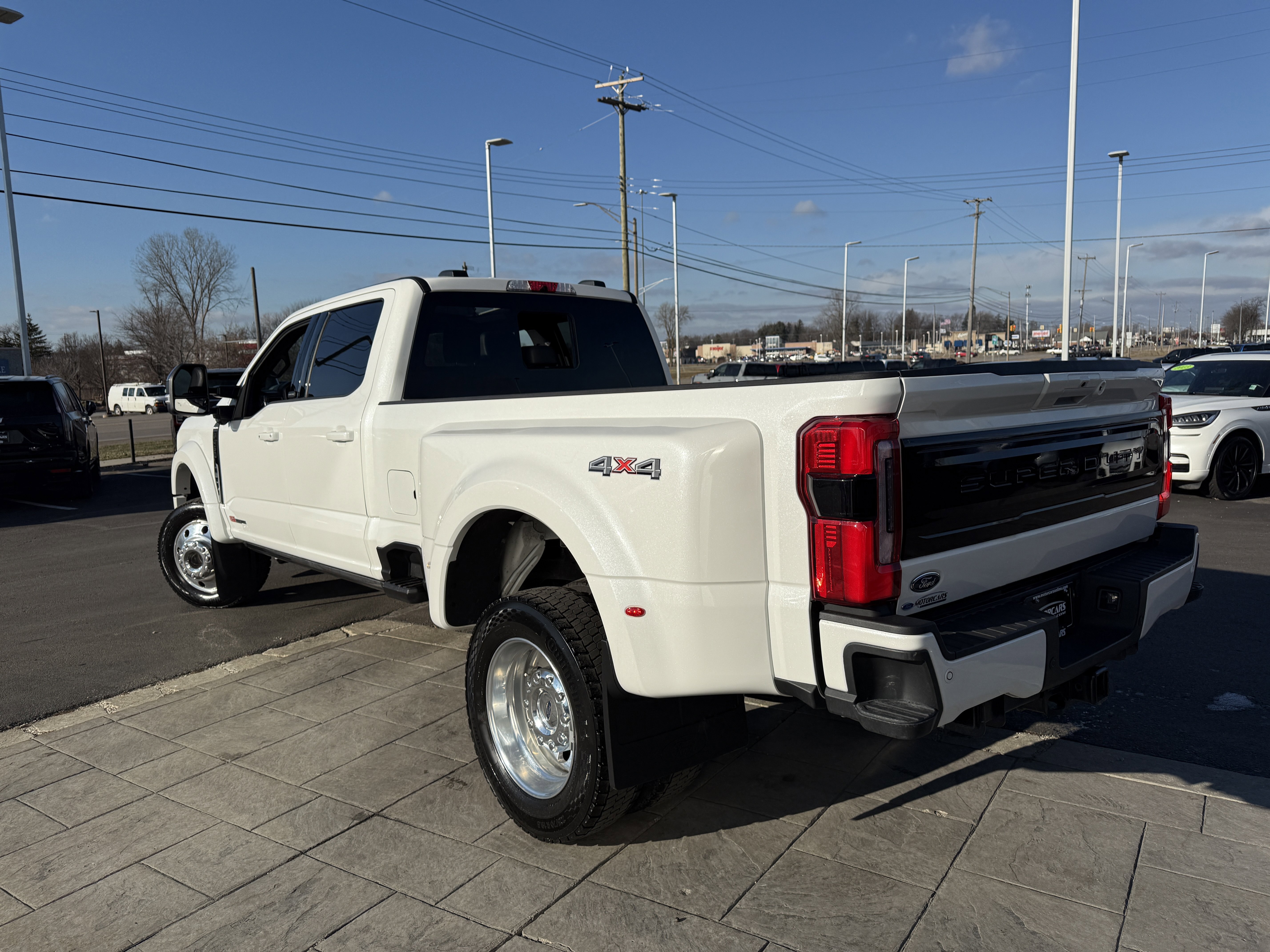 Used 2025 Ford F450 Platinum image 4