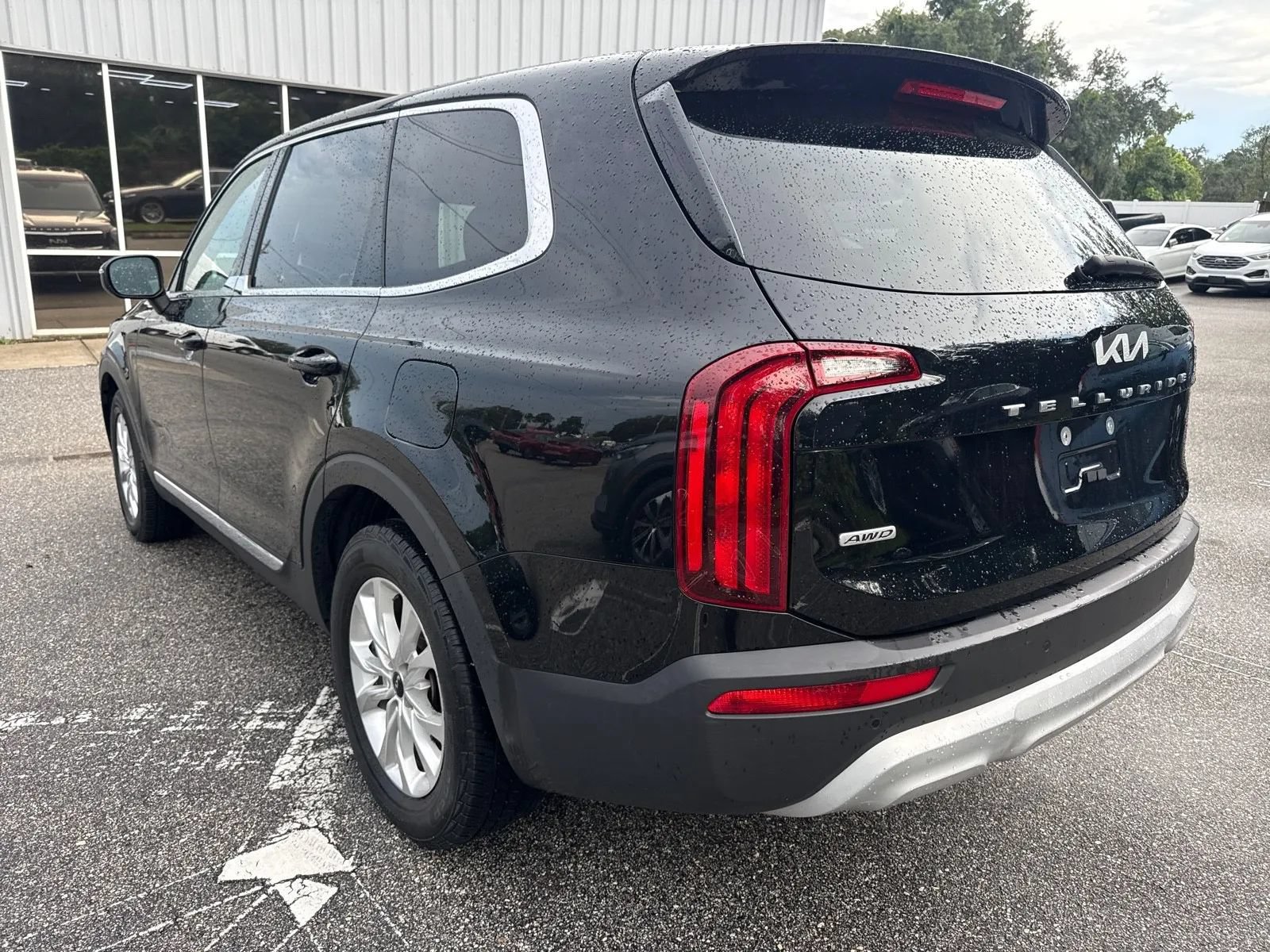 Used 2022 Kia Telluride LX AWD/4WD image 11