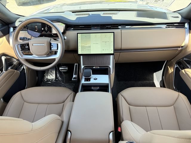 New 2026 Land Rover Range Rover Long Wheelbase SE AWD/4WD image 14