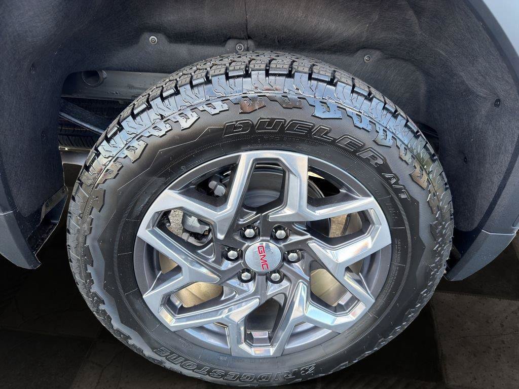 Certified 2026 GMC Sierra 1500 SLT w/ SLT Convenience Package AWD/4WD image 12