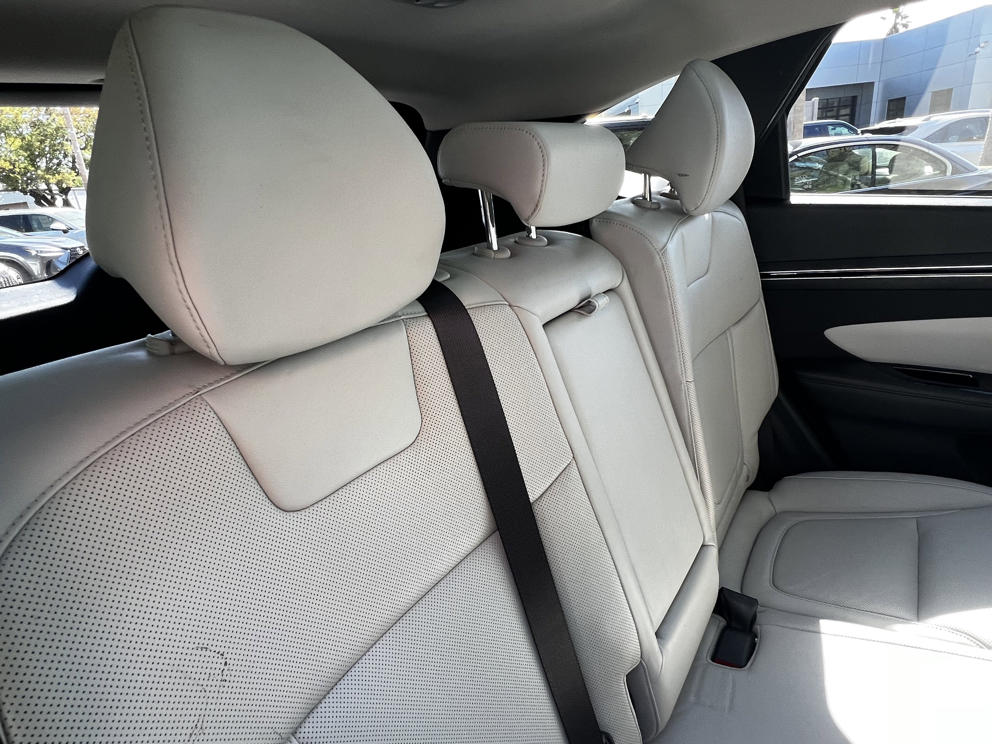 Used 2022 Hyundai Tucson Limited w/ Cargo Package image 41