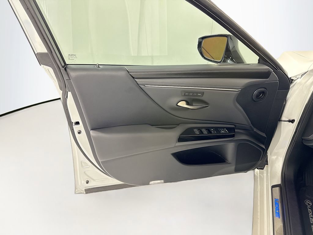Certified 2025 Lexus ES 300h w/ Premium Package FWD image 24
