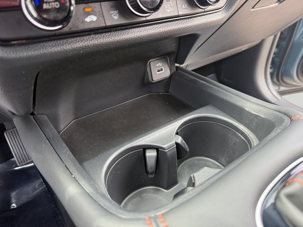 Certified 2025 Honda HR-V Sport image 20
