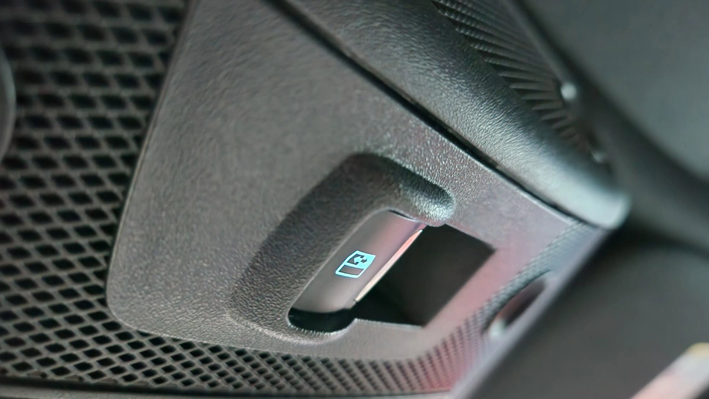 Used 2017 Ford F150 Raptor w/ Equipment Group 802A Luxury image 57