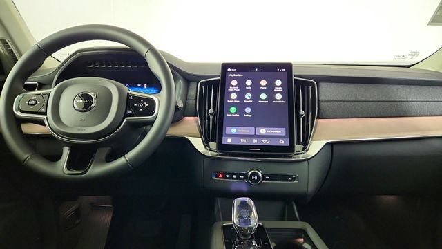 New 2026 Volvo XC90 T8 Plus w/ Protection Package AWD/4WD image 26