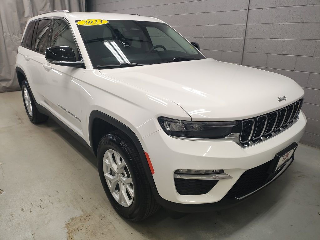 Used 2023 Jeep Grand Cherokee Limited image 5