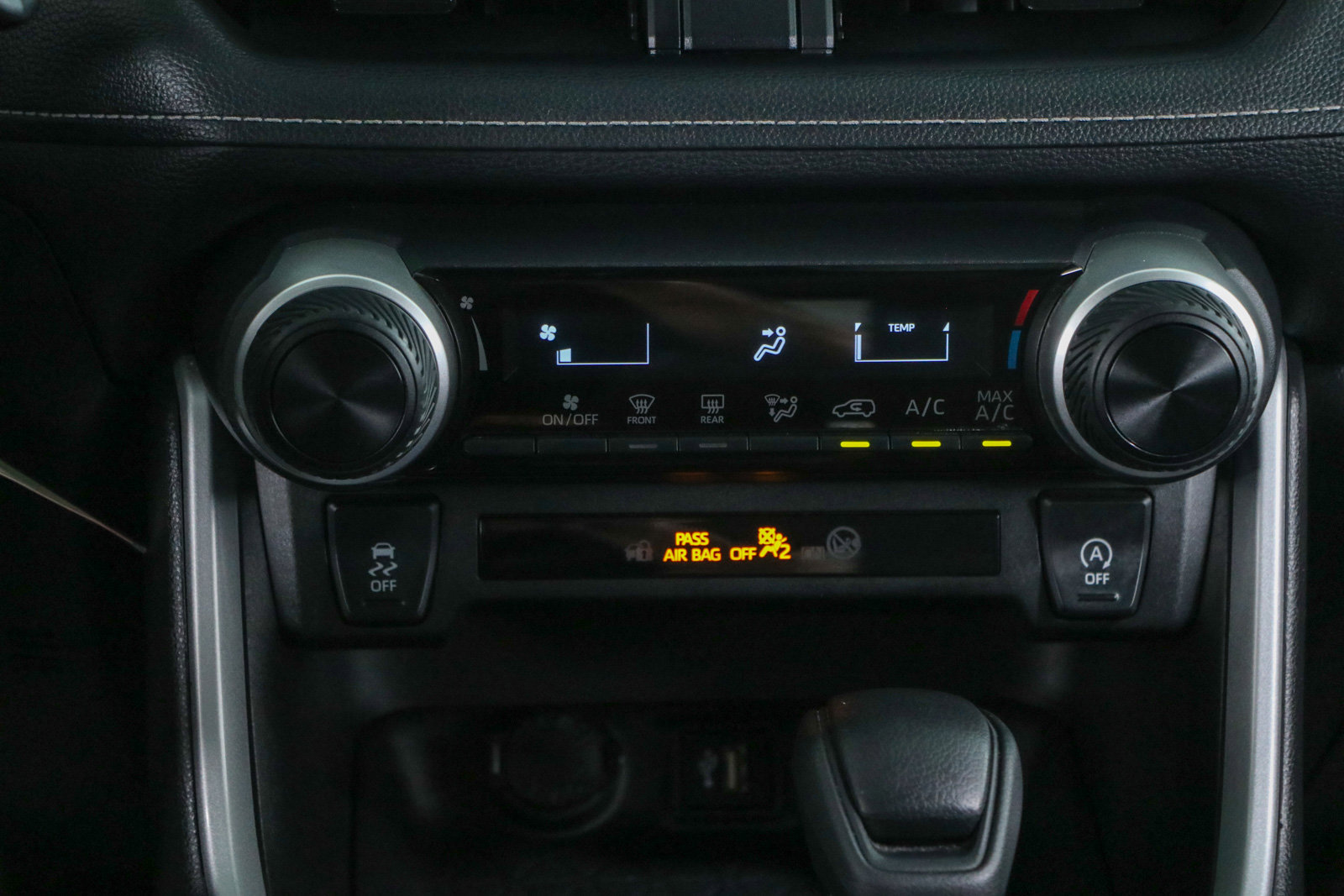 Used 2024 Toyota RAV4 LE image 20