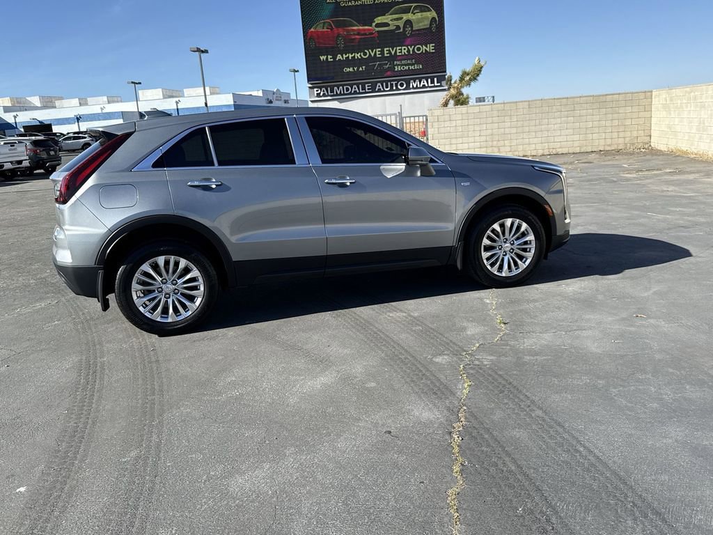 Used 2024 Cadillac XT4 Luxury image 38