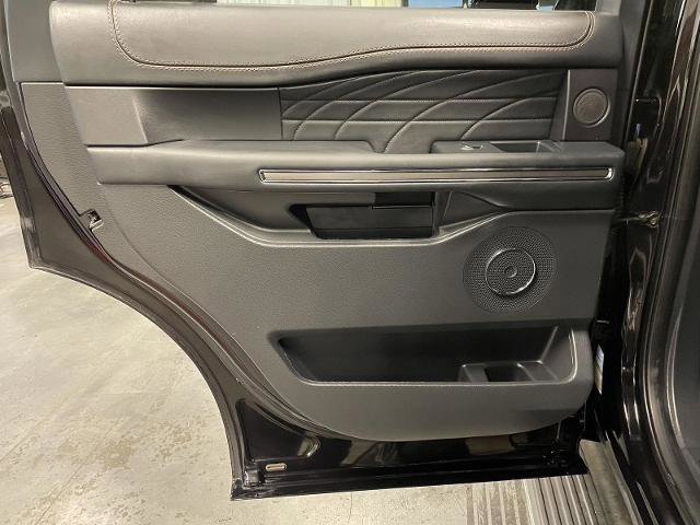 Certified 2023 Ford Expedition Platinum image 28