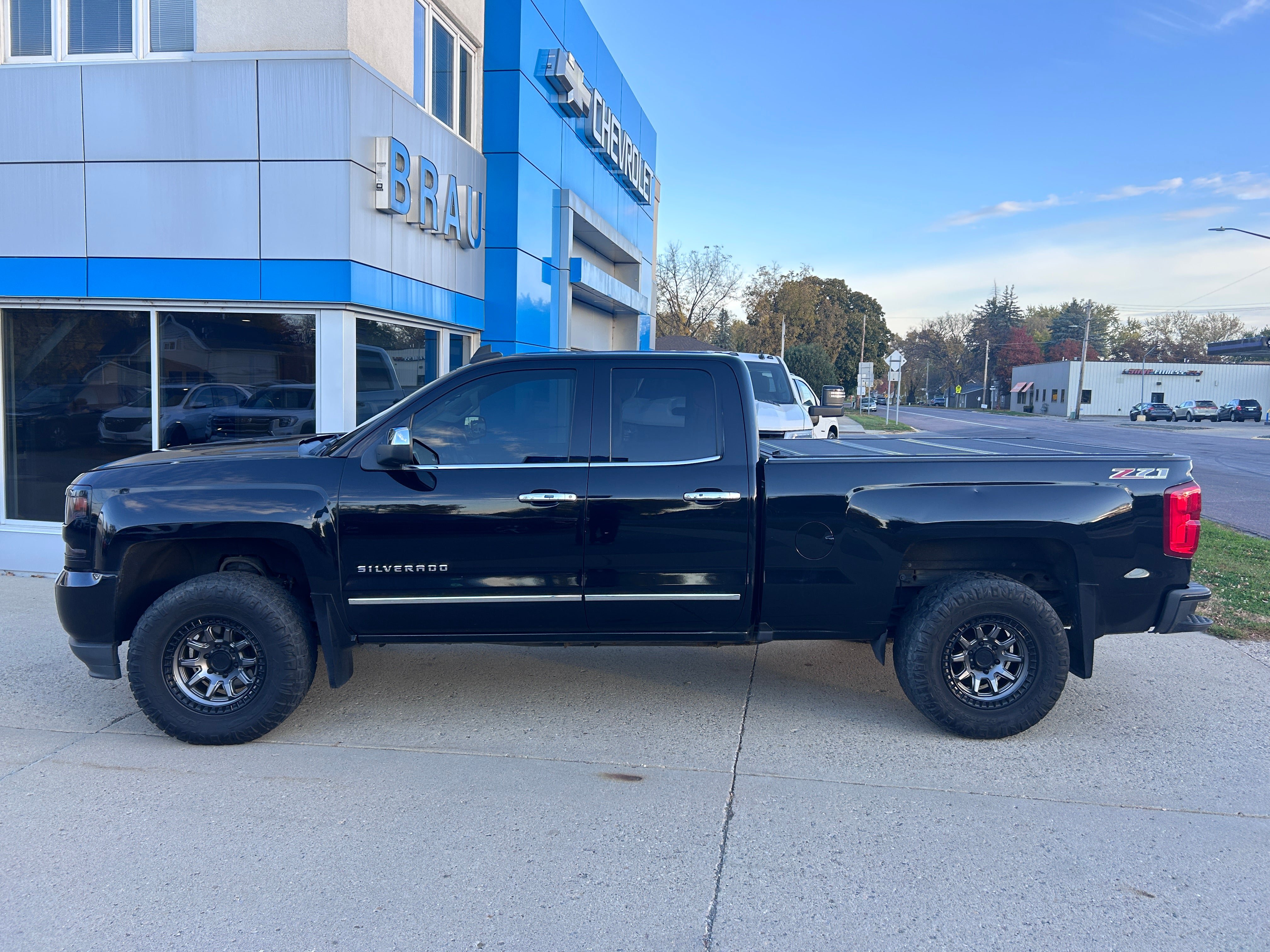 Used 2016 Chevrolet Silverado 1500 LTZ Z71 w/ LTZ Plus Package