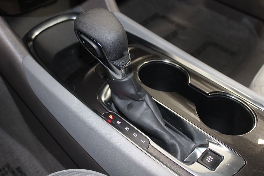 Used 2024 Chevrolet Malibu LT image 43