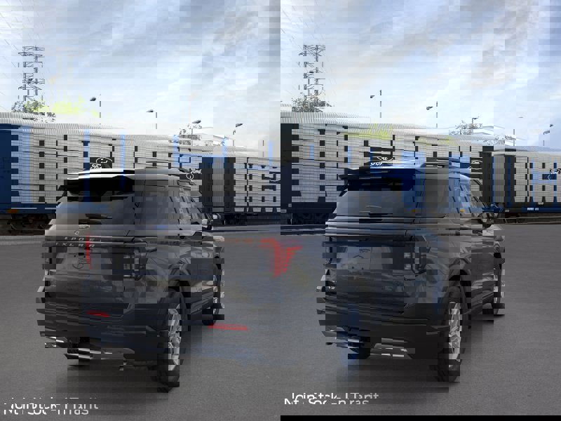 New 2026 Ford Explorer Active image 8