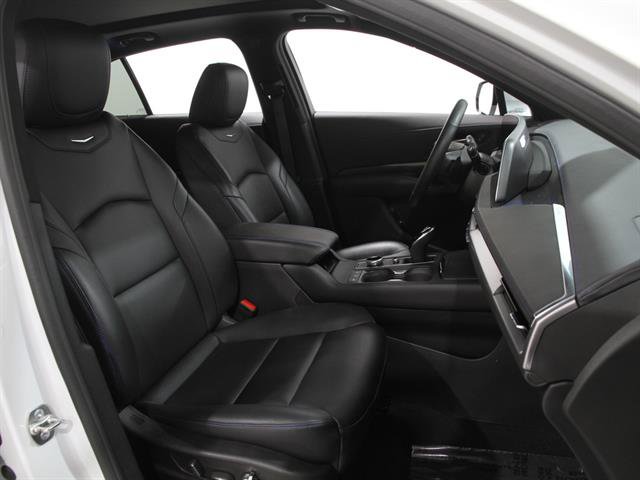 Used 2024 Cadillac XT4 Sport w/ Cold Weather Package image 16
