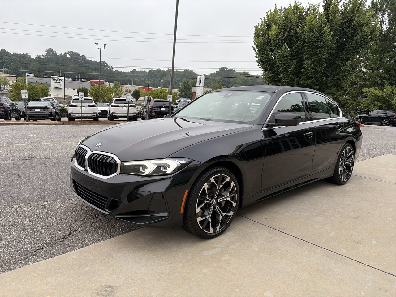 Certified 2026 BMW 330i Sedan RWD image 4