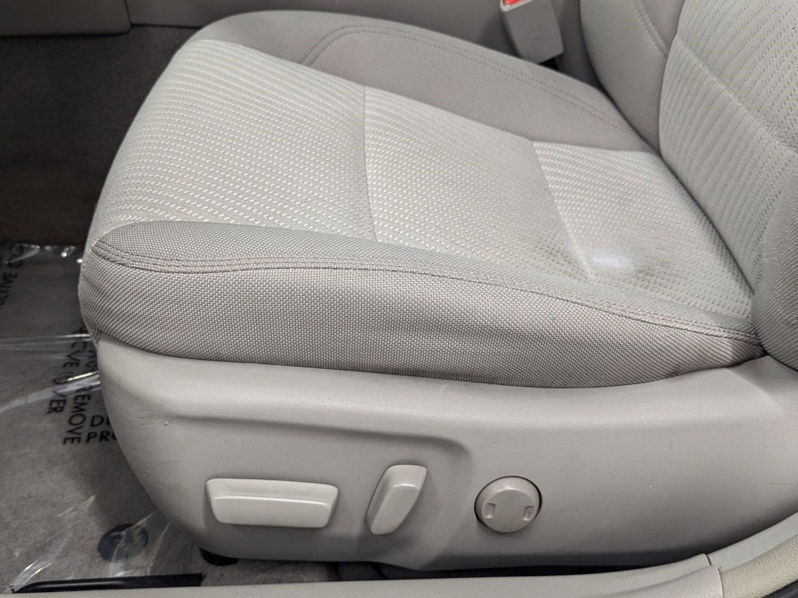 Used 2017 Toyota Camry LE image 11