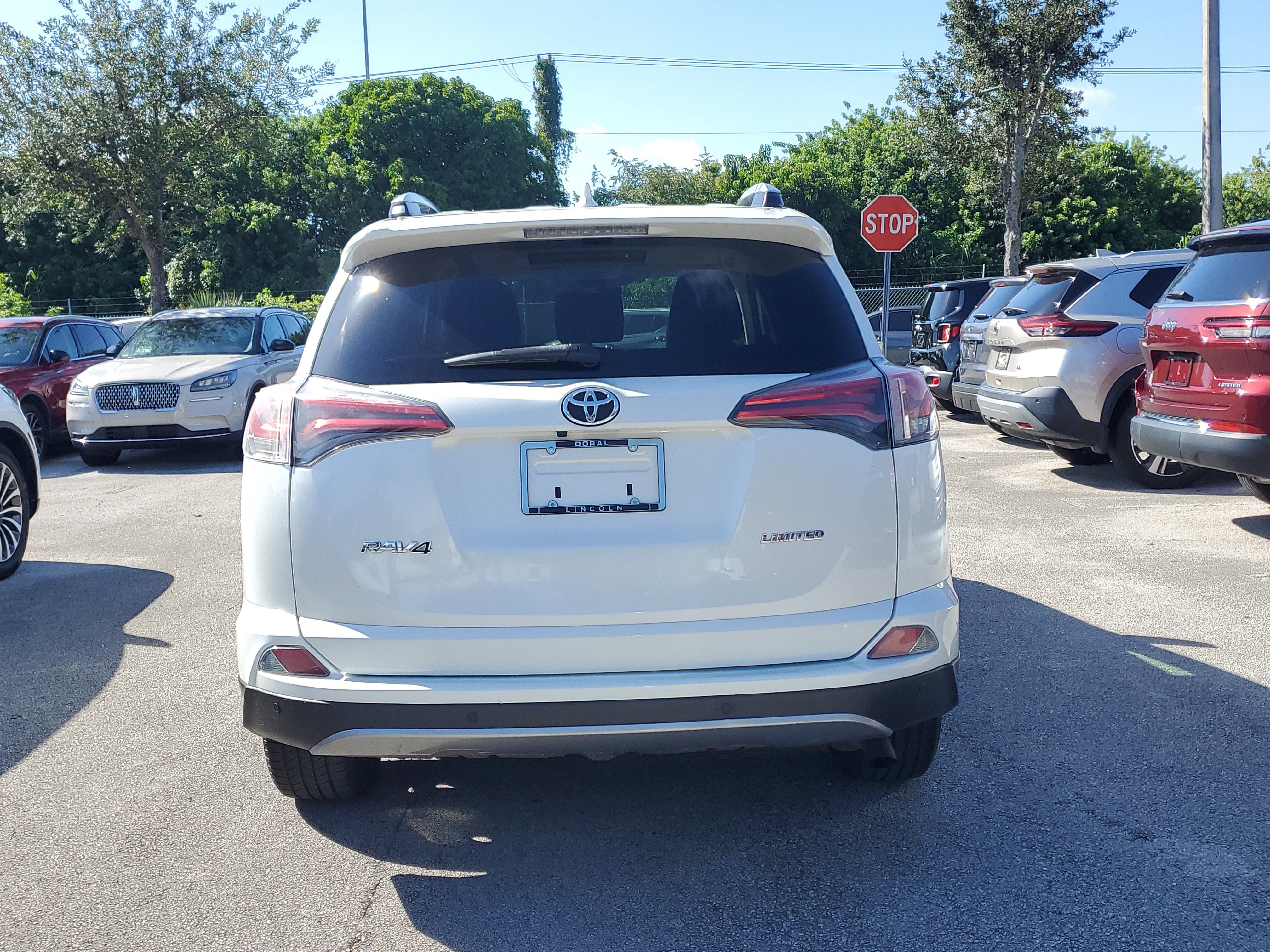 Used 2017 Toyota RAV4 Limited image 5