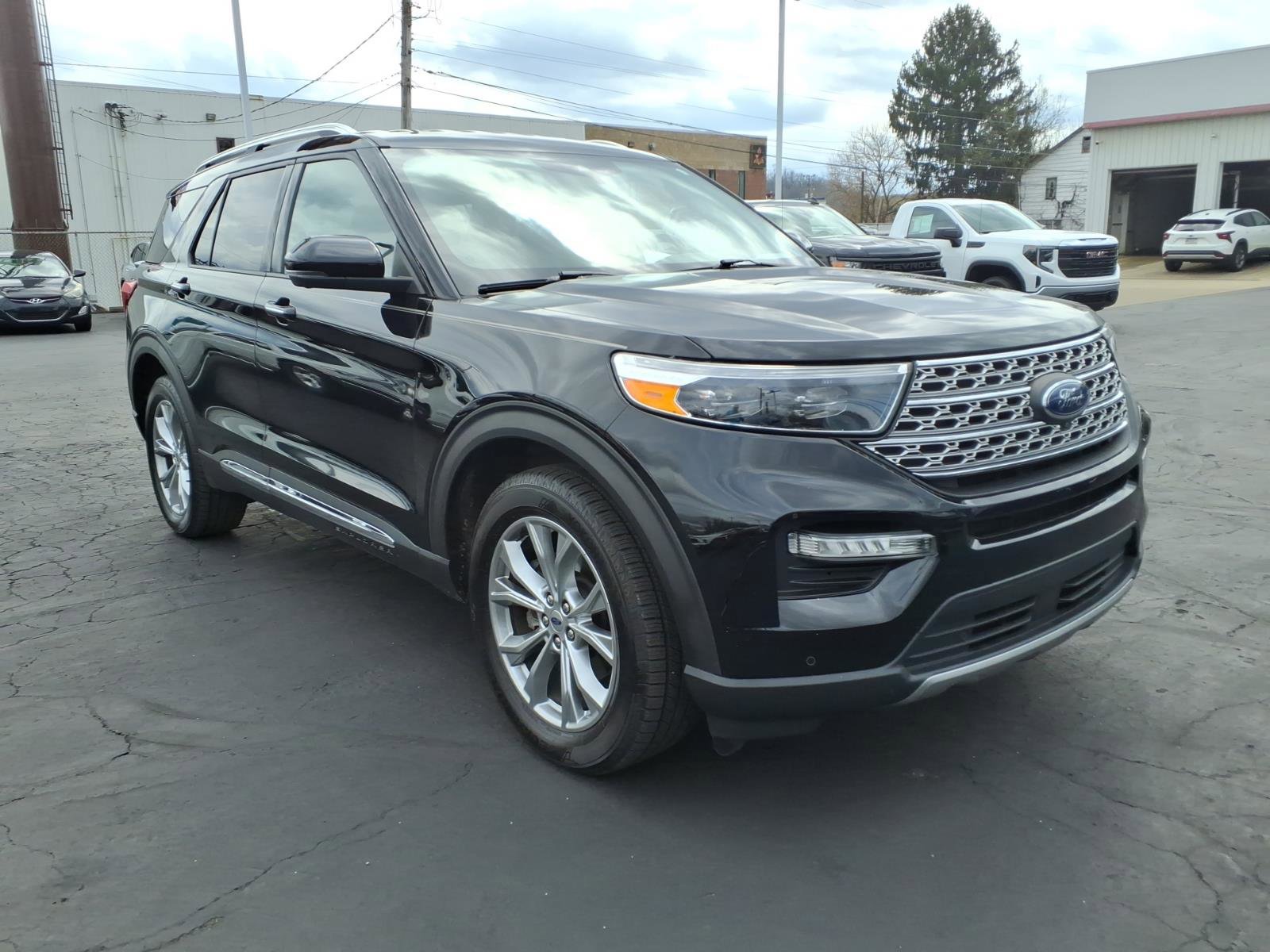 Used 2020 Ford Explorer Limited AWD/4WD image 5