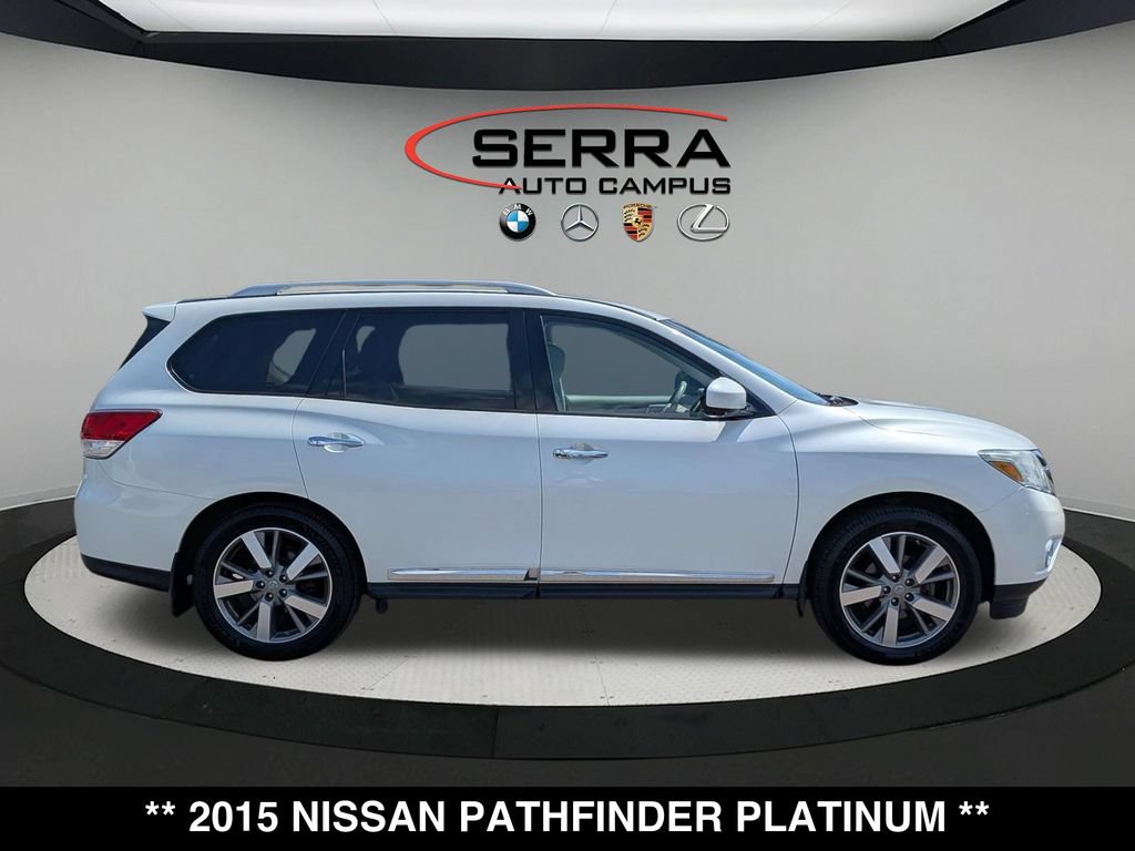 Used 2015 Nissan Pathfinder Platinum w/ Family Entertainment Package AWD/4WD image 12