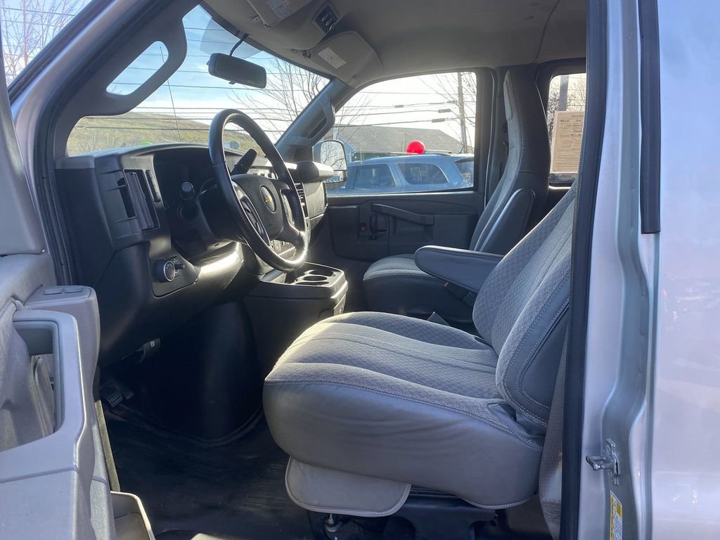 Used 2017 Chevrolet Express 2500 LS image 12