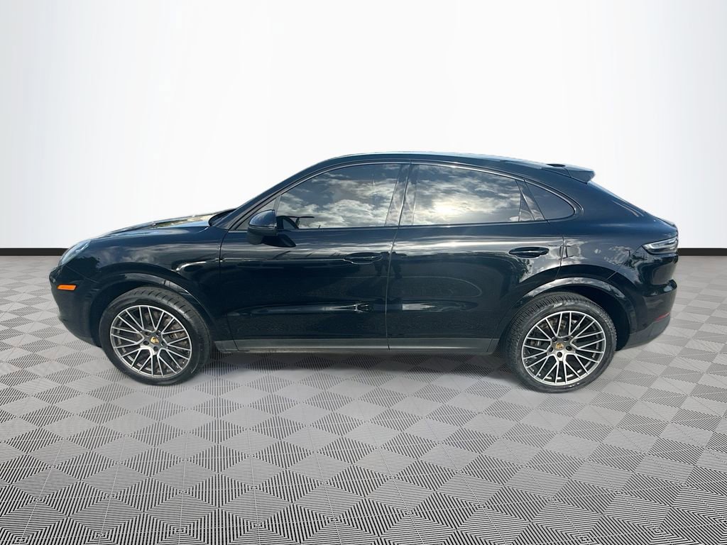 Used 2023 Porsche Cayenne Platinum Edition image 5
