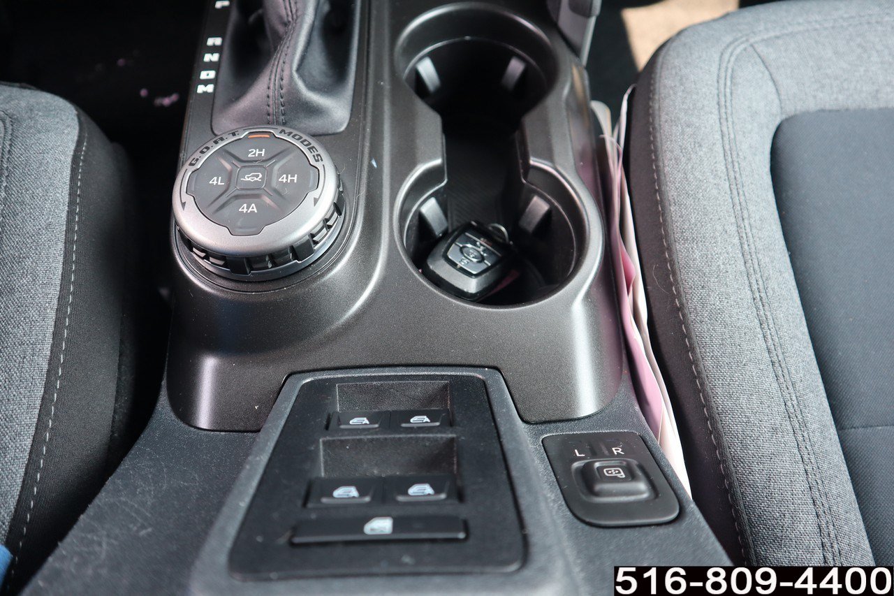 Used 2023 Ford Bronco Big Bend w/ Sasquatch Package AWD/4WD image 22