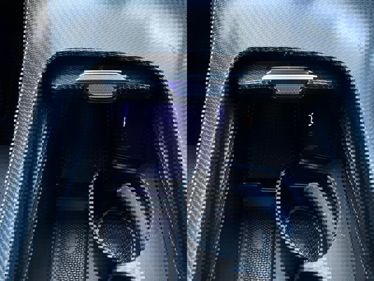 Used 2024 Mercedes-Benz GLC 300 4MATIC image 26