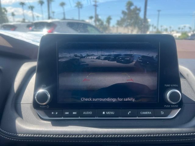 Used 2023 Nissan Rogue SV FWD image 16