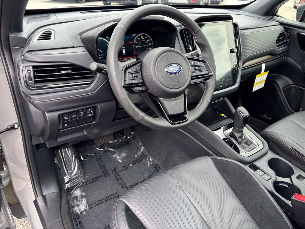 Used 2025 Subaru Forester Touring AWD/4WD image 18