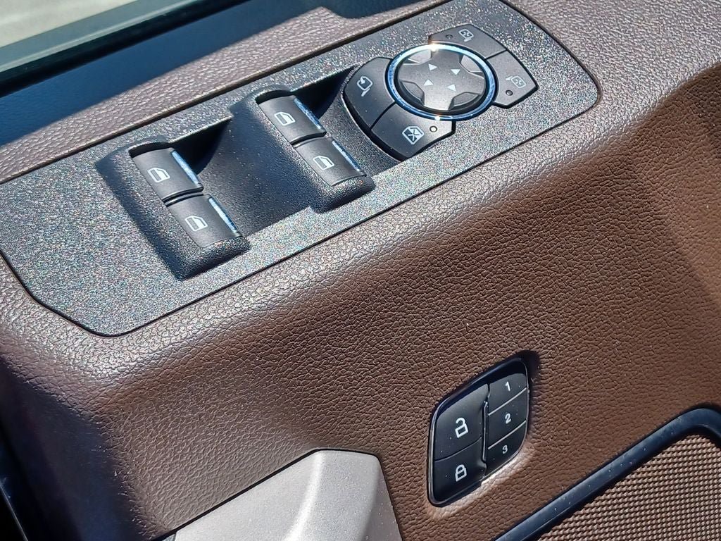 Used 2019 Ford F150 King Ranch w/ Equipment Group 601A Luxury AWD/4WD image 13