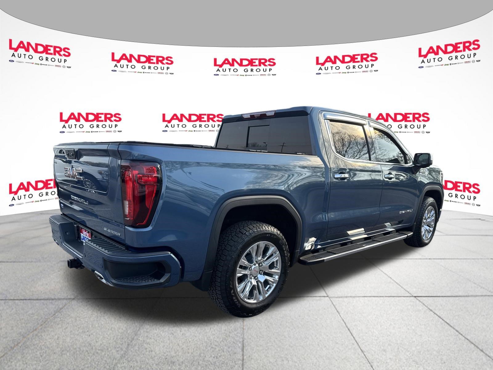 Used 2025 GMC Sierra 1500 Denali w/ Technology Package image 3
