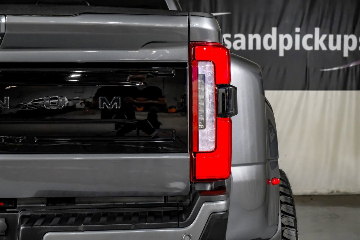 Used 2024 Ford F350 Platinum image 44