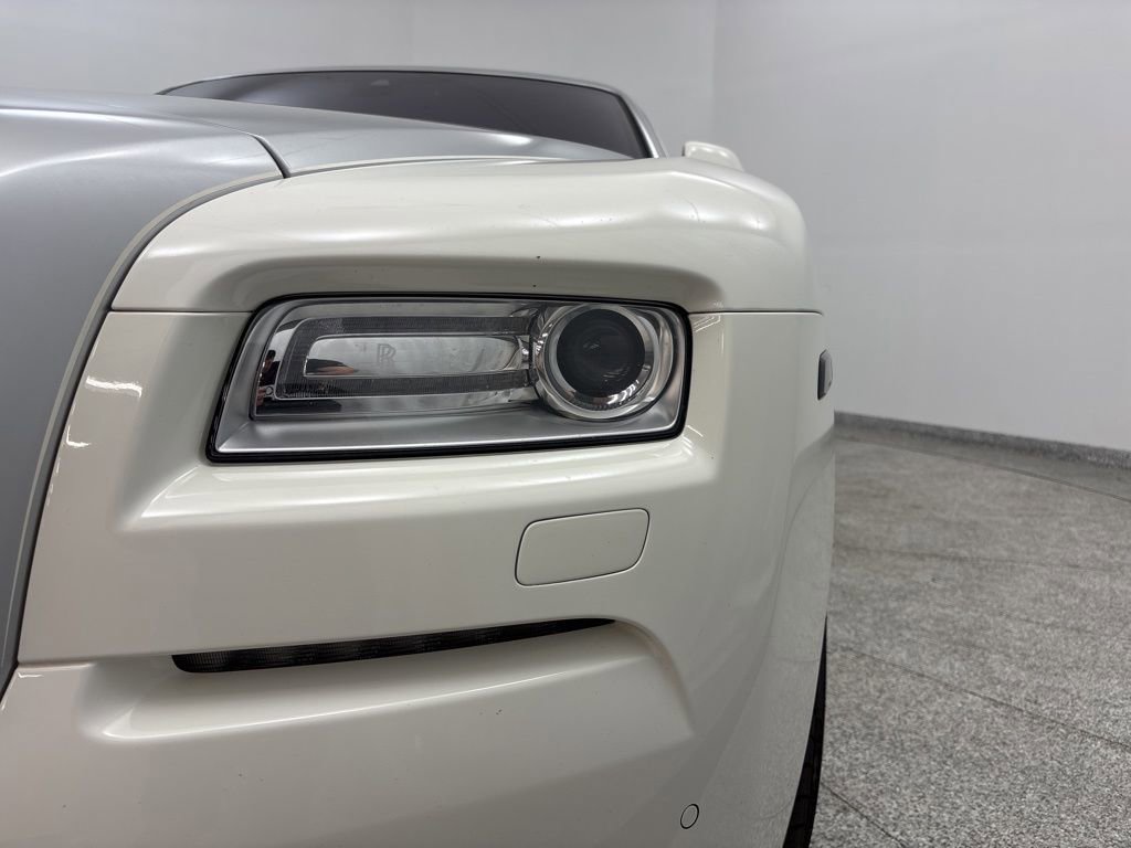 Used 2016 Rolls-Royce Wraith RWD image 30
