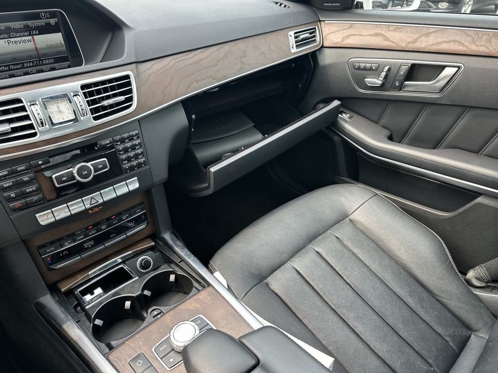 Used 2014 Mercedes-Benz E 350 4MATIC Sedan image 35
