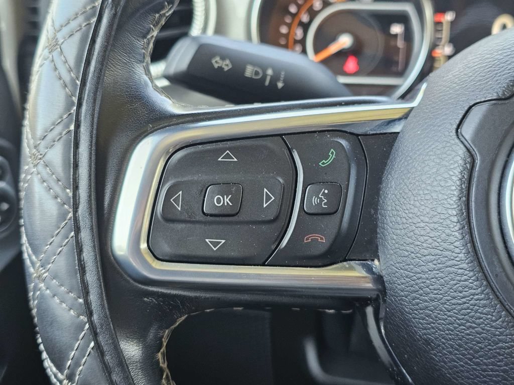 Used 2020 Jeep Wrangler Unlimited Sahara AWD/4WD image 25