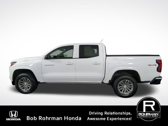 Used 2025 Chevrolet Colorado LT w/ Advanced Trailering Package AWD/4WD image 6