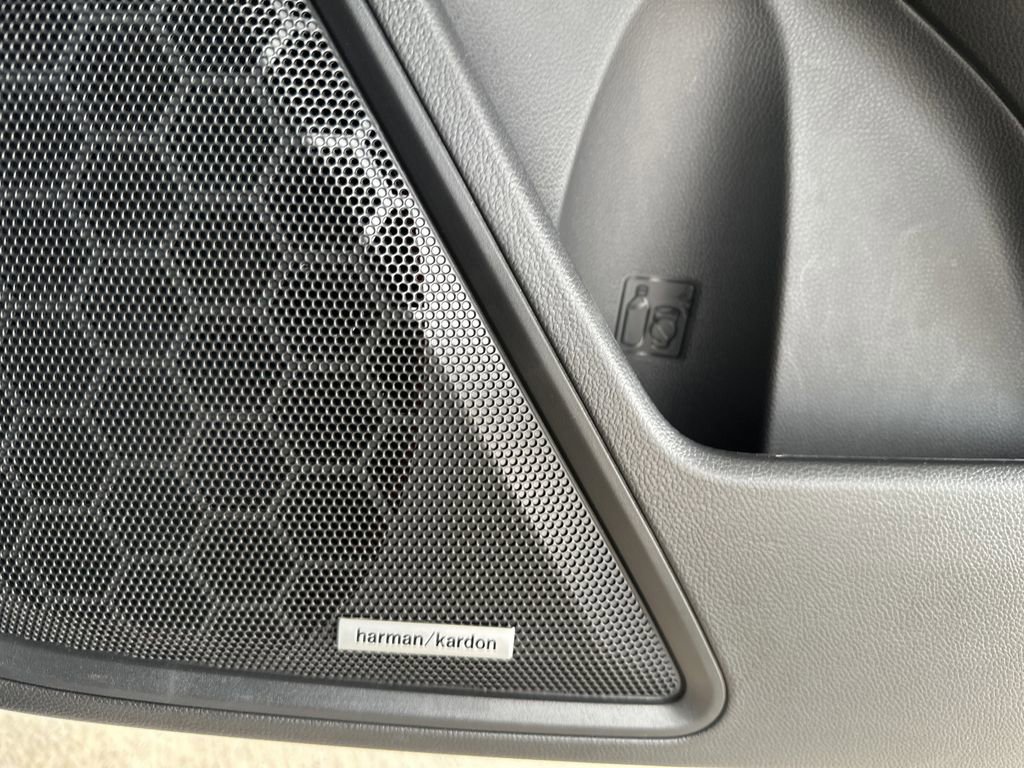 Used 2025 Subaru Outback Touring w/ Popular Package #2 image 38