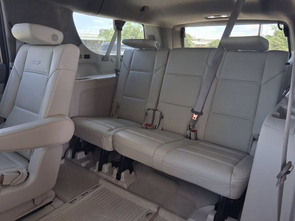 Used 2024 Cadillac Escalade ESV Premium Luxury Platinum w/ Heavy-Duty Trailer Package AWD/4WD image 20