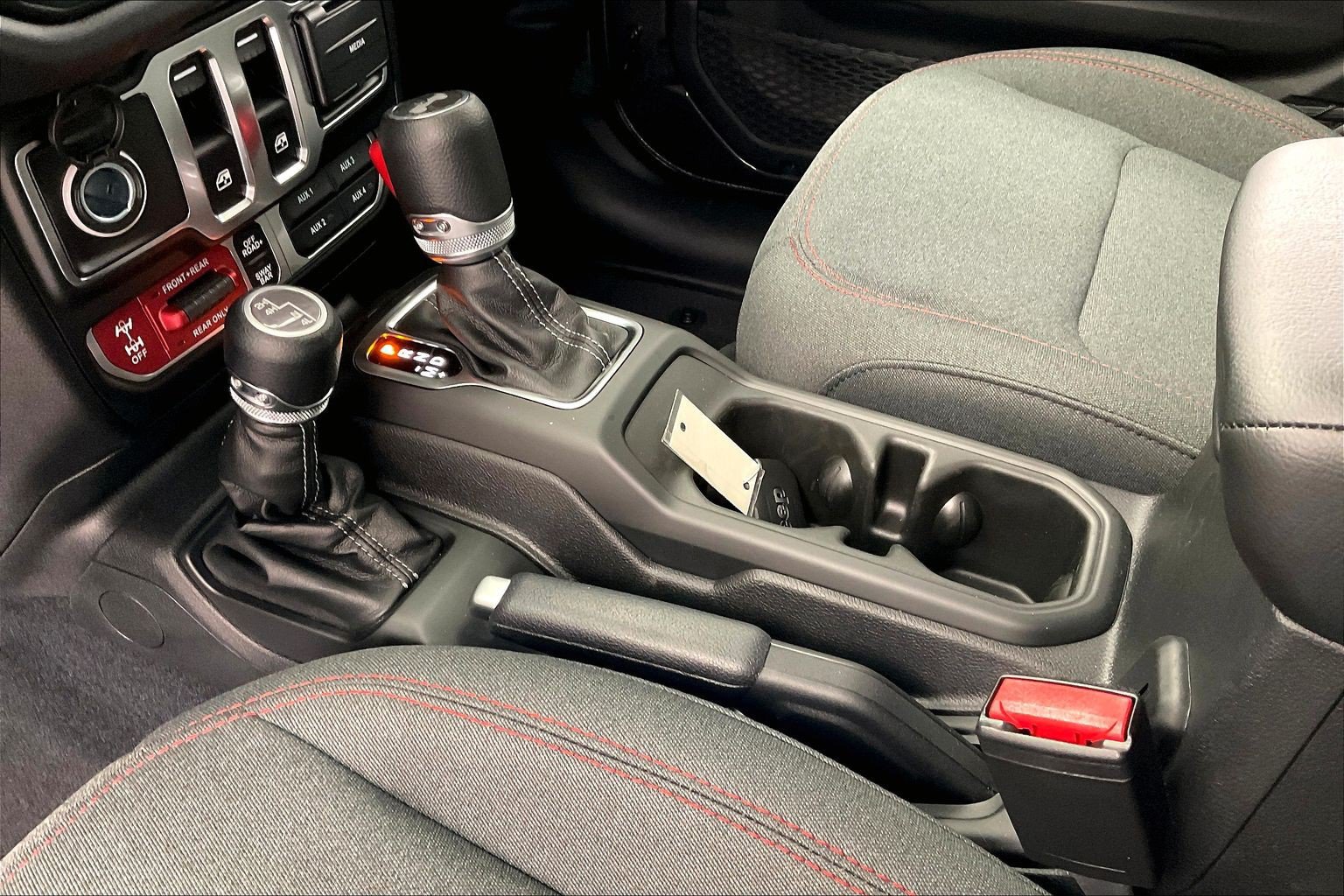 New 2026 Jeep Wrangler Rubicon AWD/4WD image 8