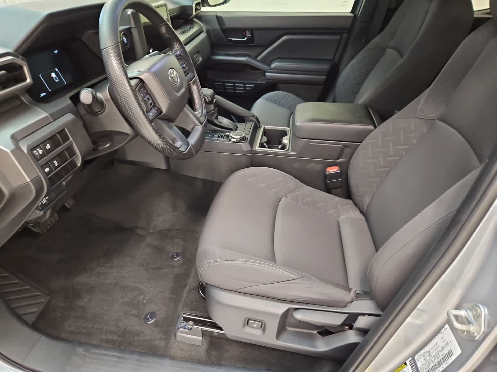 Used 2024 Toyota Tacoma SR5 AWD/4WD image 16