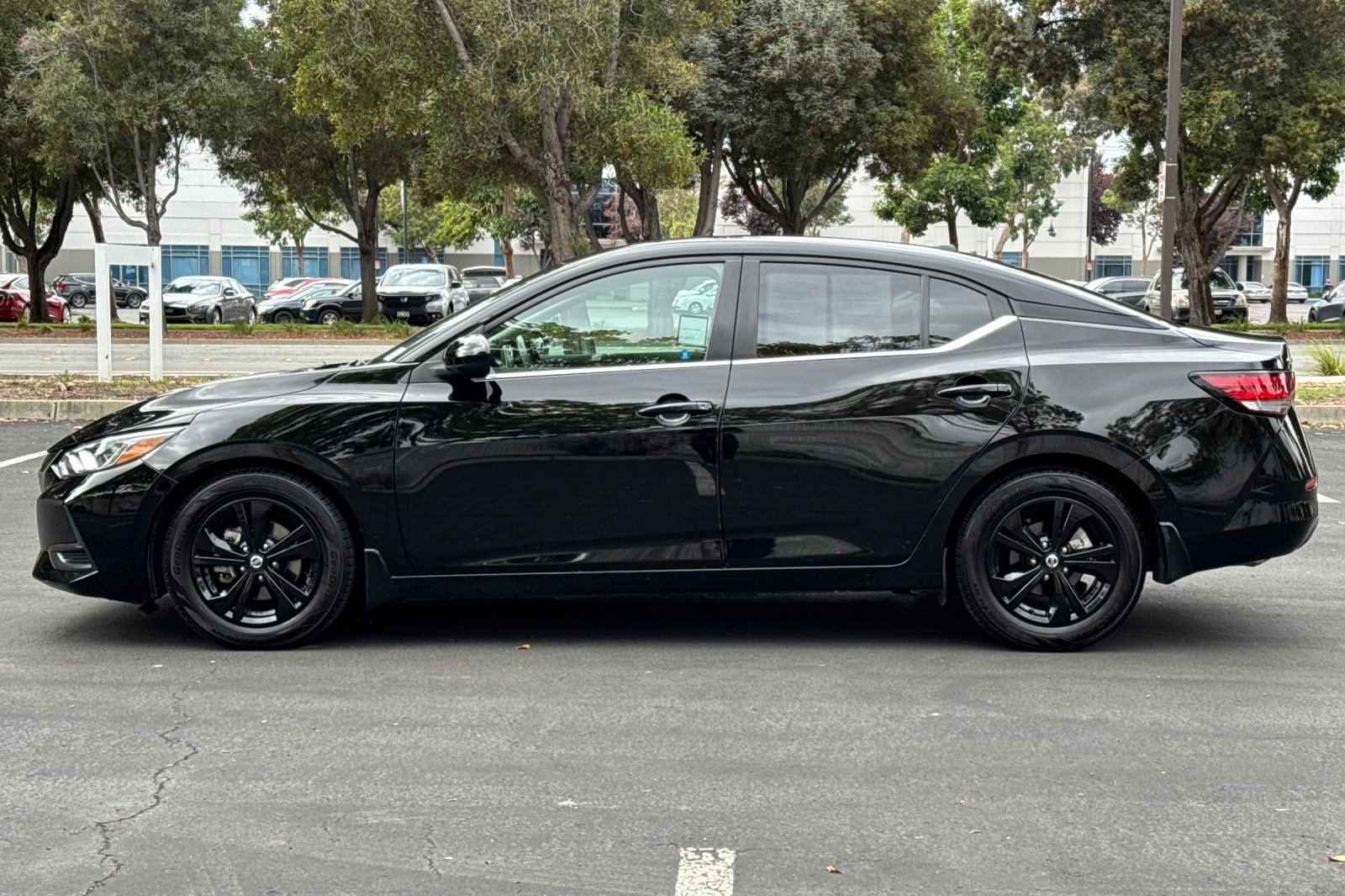 Certified 2023 Nissan Sentra SV w/ All-Weather Package image 7