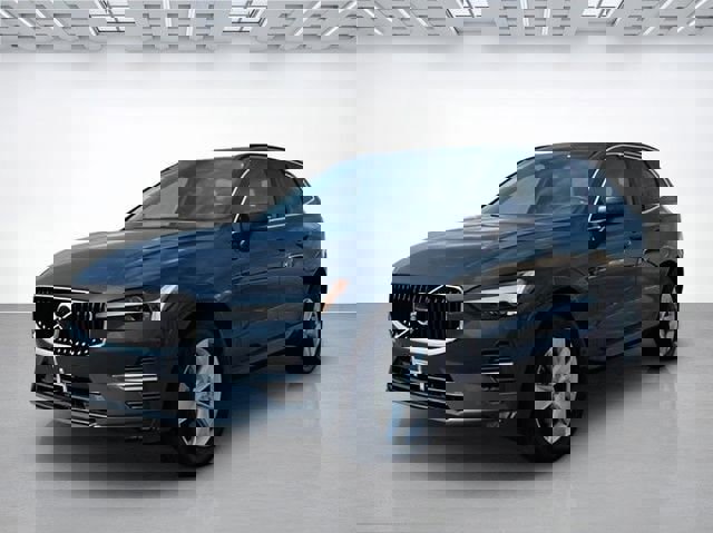 Used 2022 Volvo XC60 B5 Momentum image 8