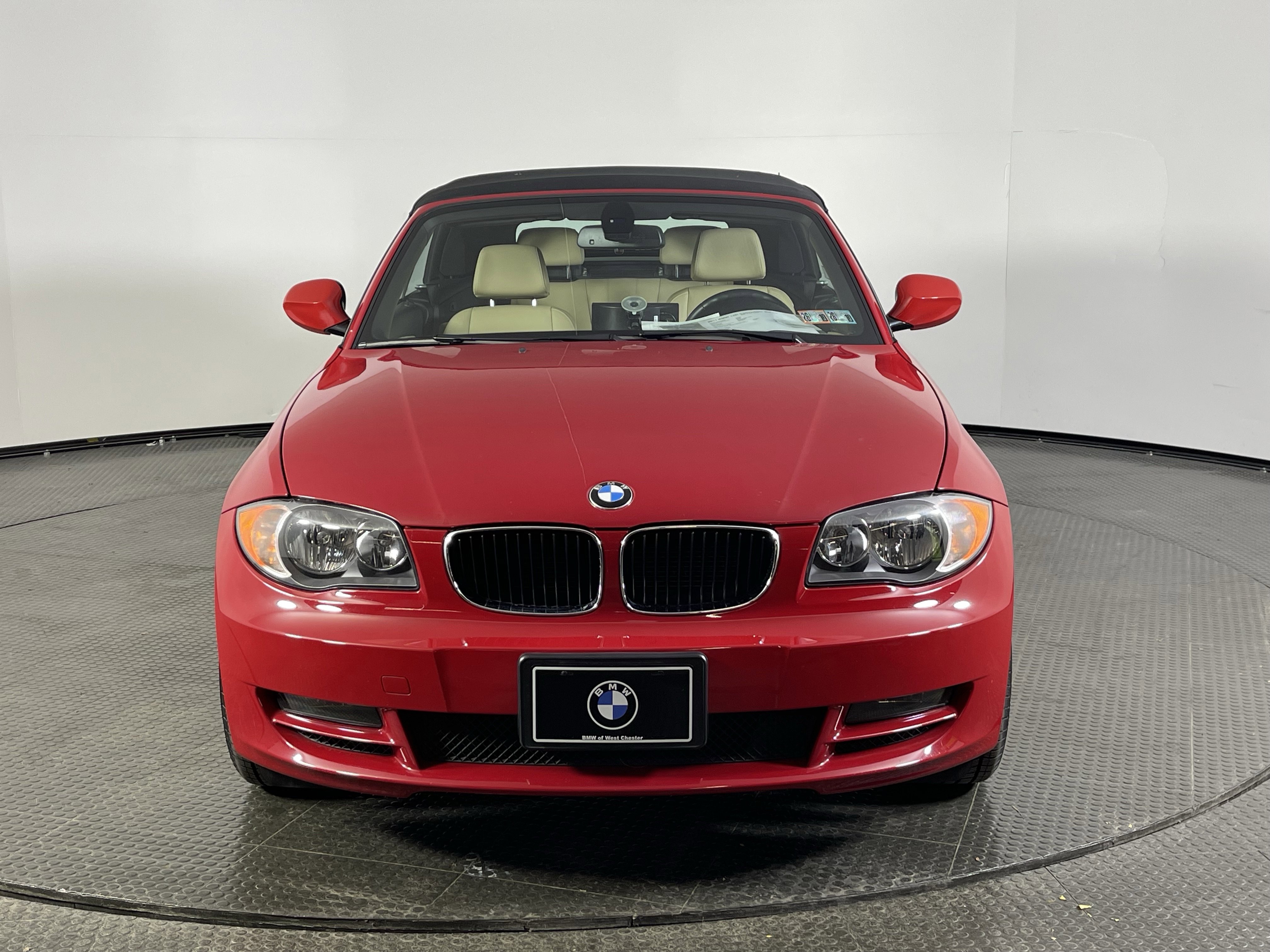 Used 2011 BMW 128i Convertible image 6
