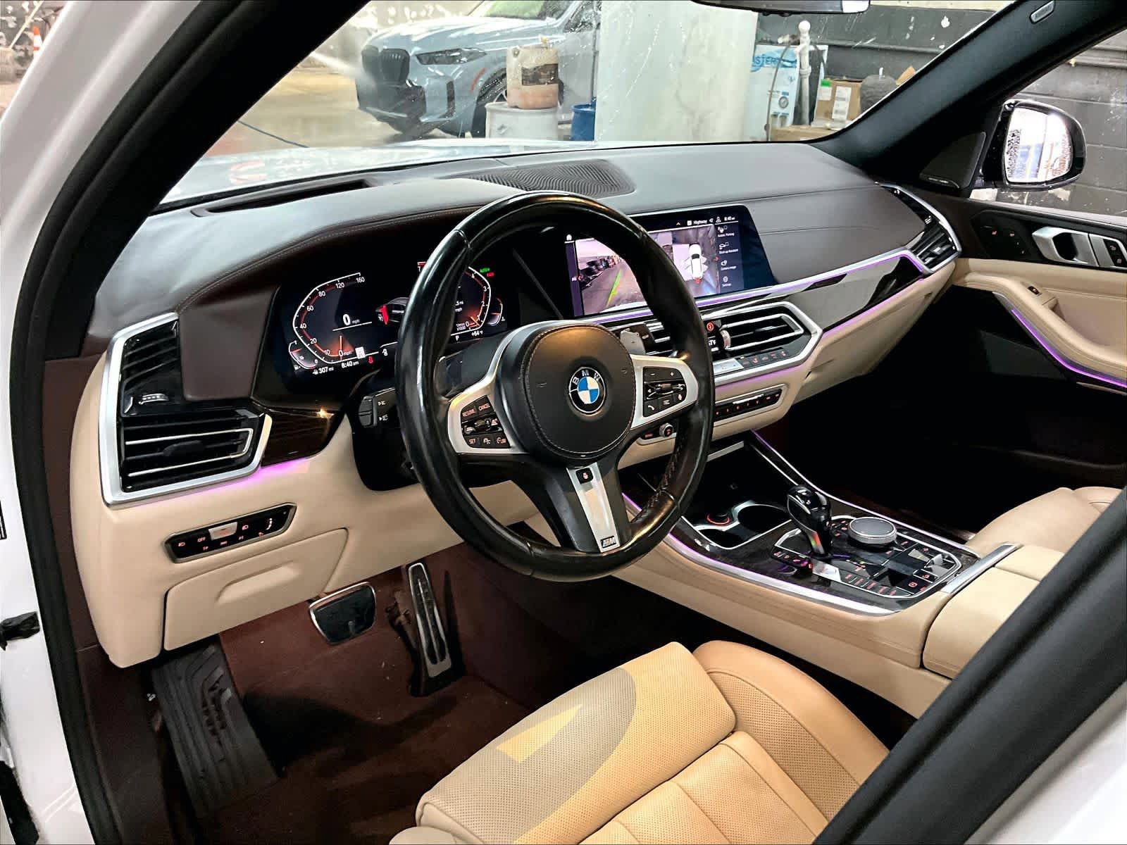 Used 2019 BMW X5 xDrive50i w/ M Sport Package image 15