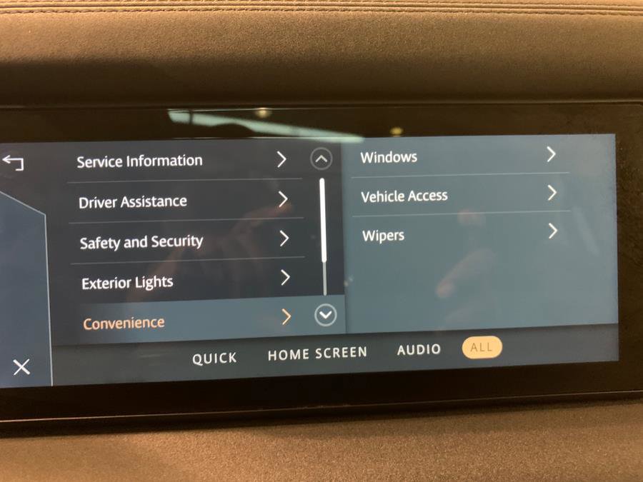 Used 2020 Land Rover Defender 110 S AWD/4WD image 31