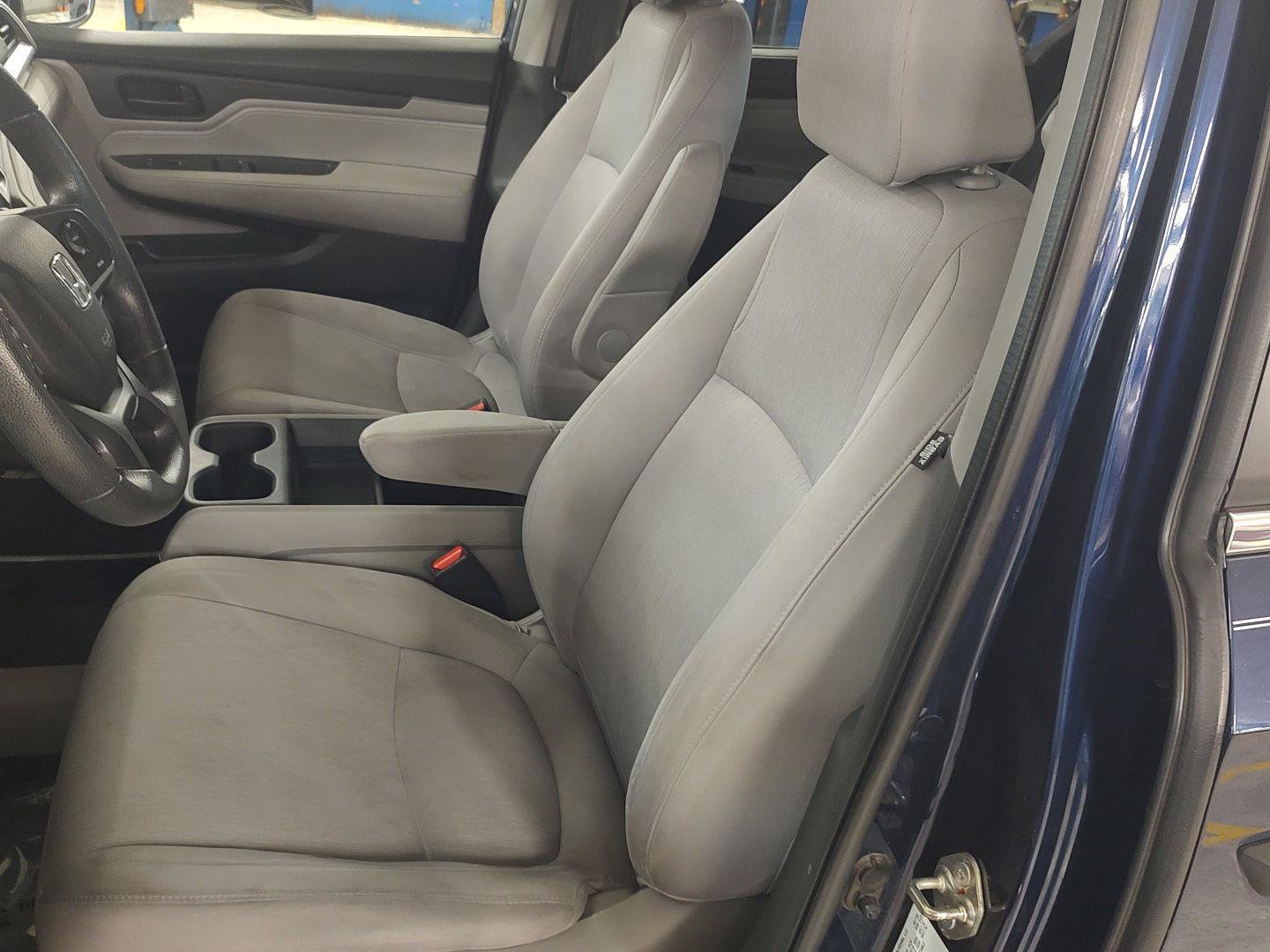 Used 2019 Honda Odyssey LX image 2