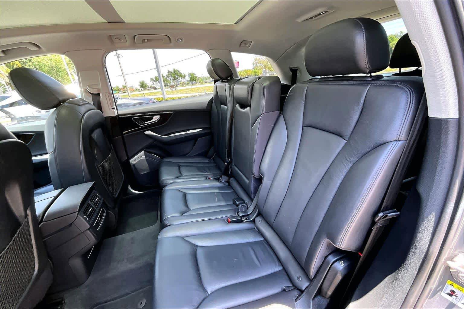 Used 2017 Audi Q7 3.0T Premium Plus AWD/4WD image 21