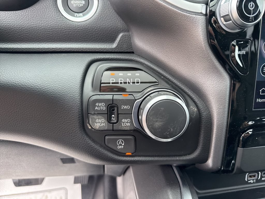 New 2026 RAM 1500 Big Horn AWD/4WD image 15